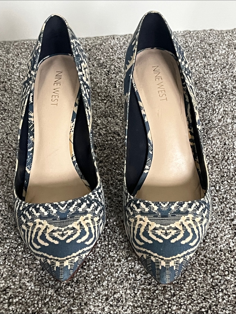 Nine West Navy and Cream Patterned Pointed Pumps